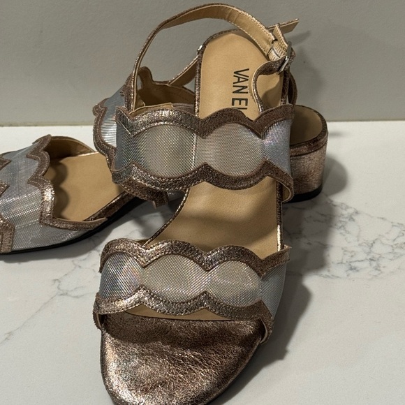 Vaneli - Hesper Scalloped Sling Back Sandals - Picture 7 of 10